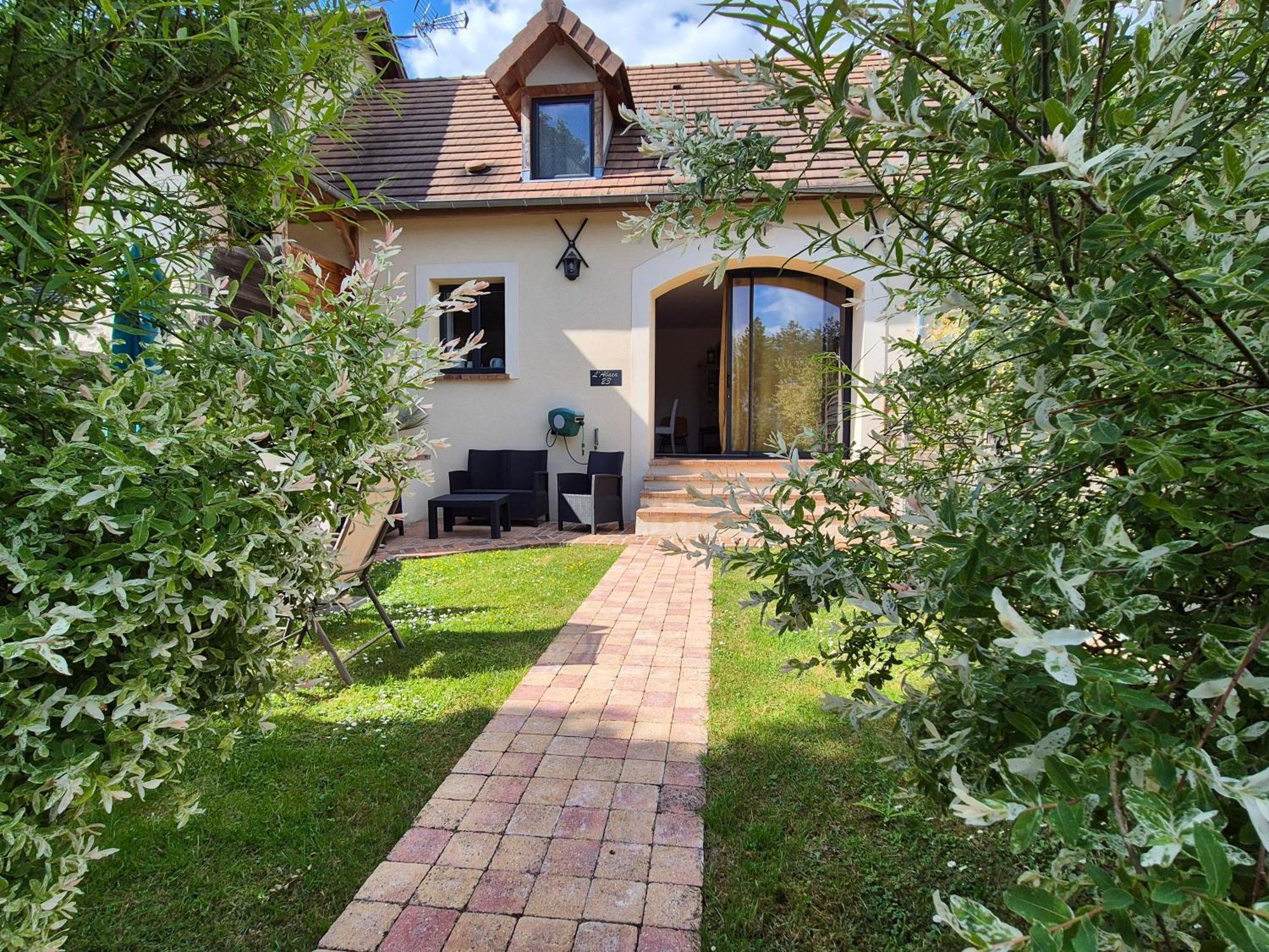 Вилла L'Abaca 23 Sainte-Genevieve-les-Gasny Экстерьер фото